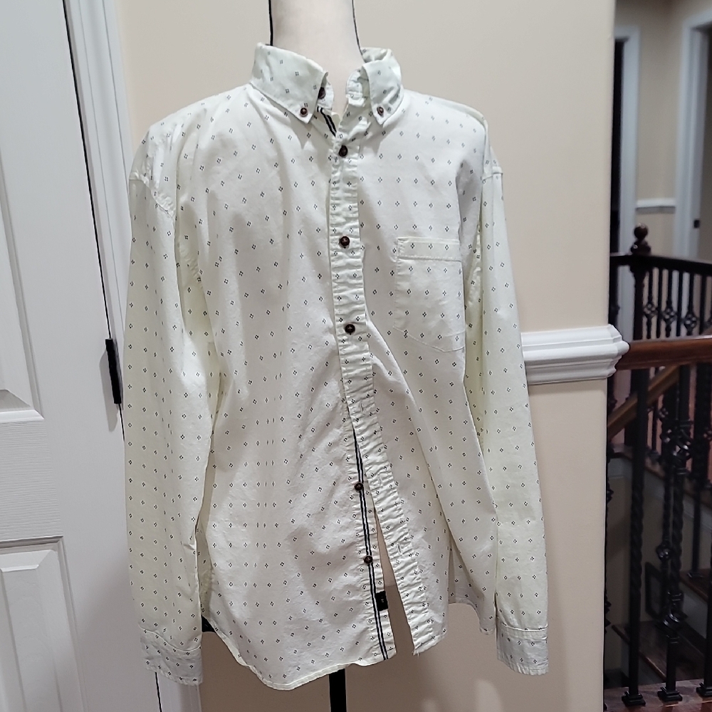 Lee Men's White Patterned Button Down Shirt